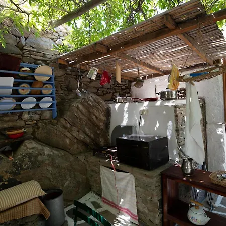 Дом отдыха Authentic 1681 Cycladic Castle-House 